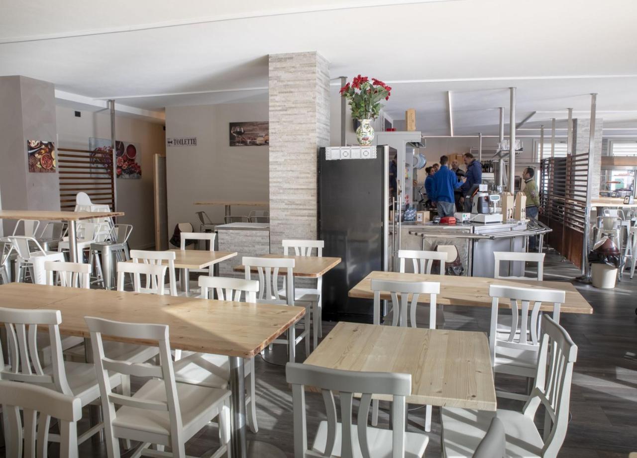 Hotel Laghetto Prato Nevoso Esterno foto